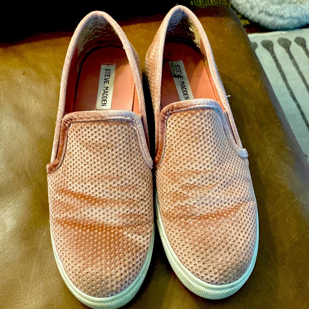 Soft Velvety Pink Steve Madden Slip On Shoes